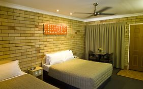 Starlight Motor Inn